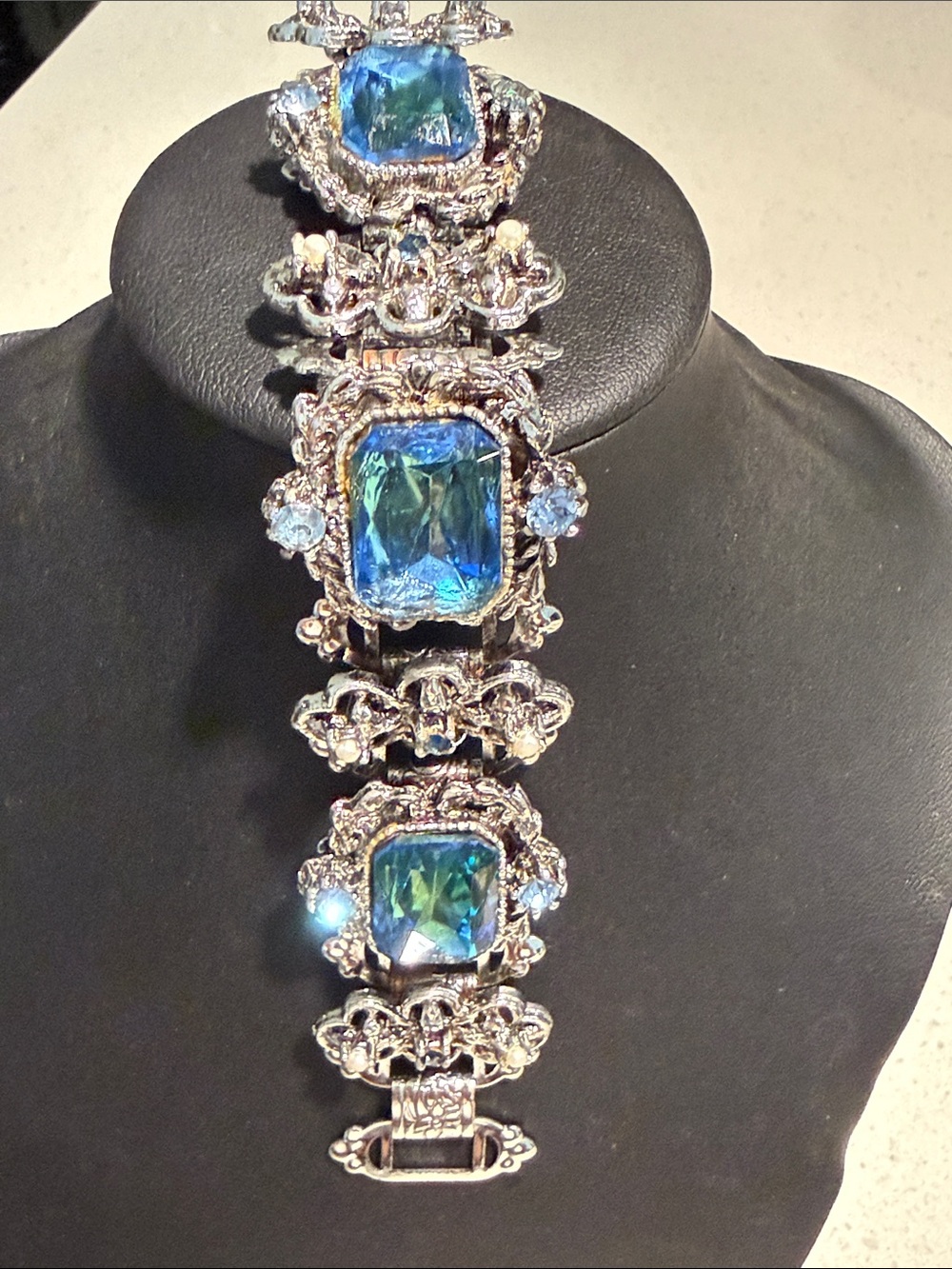 Vintage book chain Silver tone Bracelet with Blue-Green Crystal Accents